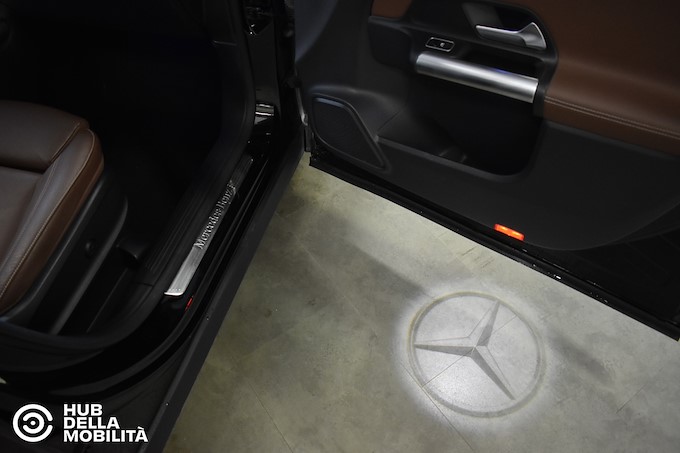 MERCEDES-BENZ GLA 200 d Automatic 4Matic Premium